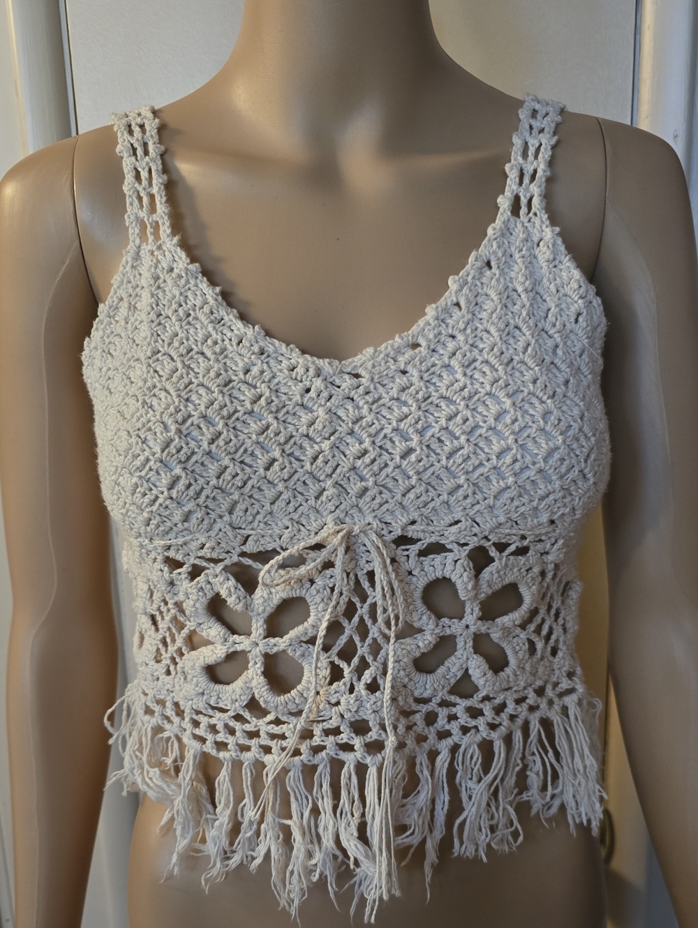 Boho Crochet Fringe Crop Tank Top - Cream